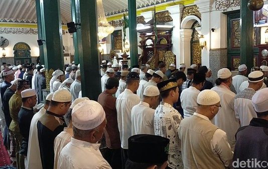 Tata Cara Sholat Tolak Bala Bulan Safar dan Bacaan Niatnya