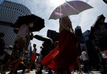 Cuaca di Jepang Panas ‘Mendidih’, Pekerja Ramai-ramai Ngantor Pakai Celana Pendek