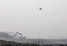 Baru 45% Kebakaran TPA Jatiwaringin yang Padam, Asap Masih Mengepul