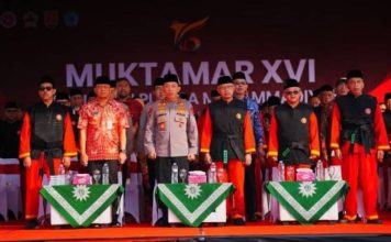 Kapolri Listyo Sigit Jadi Anggota Kehormatan Tapak Suci Muhammadiyah di Muktamar XVI Semarang
