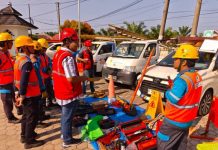 Cegah Risiko Sejak Awal, PLN ULP Mukomuko Periksa Peralatan dan APD Petugas secara Rutin