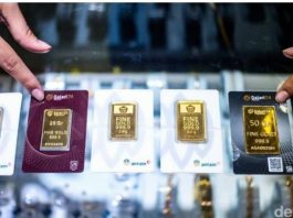 Harga Emas Antam Hari Ini Jatuh!