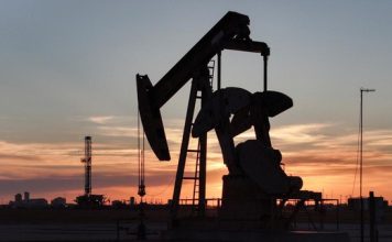 Harga Minyak Anjlok 3% usai AS Pilih Sanksi Ekonomi ke Iran
