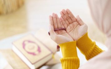 Doa Pembuka Rezeki dari Segala Penjuru Arab, Latin dan Artinya