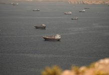 Kapal Kargo Kena Proyektil Tak Dikenal di Selat Hormuz Lepas Pantai Oman