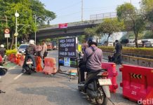Lalin Jalan Gatsu Dialihkan ke Gerbang Pemuda Jelang Aksi di DPR