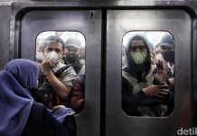Ini Perbedaan Batuk Karena Polusi Udara VS Flu Biasa Menurut Pakar