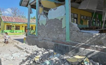 BMKG Catat 4.256 Gempa Susulan di NTT, Terbesar M 6,2