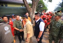 Gubernur Herman Deru Dampingi Menko Polkam Tinjau Posko Satgas Karhutla di Kertapati