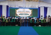 Cik Ujang Hadiri Wisuda ke-15 Uniski Kayuagung, Tekankan Ijazah Bukan Garis Akhir