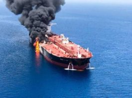 Kapal Tanker Iran Dihantam 4 Rudal AS di Pulau Kharg, Ini Kondisinya