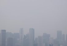 Kabut Asap Karhutla ‘Selimuti’ Singapura, Kualitas Udara Masuk Tidak Sehat