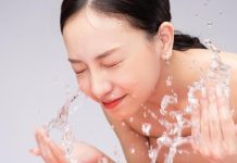Cuci Muka Pakai Air Es Bisa ‘Tutup’ Pori-pori? Dermatolog Bilang Gini