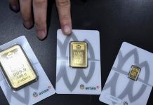 Harga Emas Antam Hari Ini Jatuh!