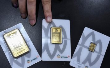 Harga Emas Antam Hari Ini Jatuh!