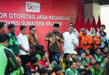 Peduli Masyarakat Terdampak Karhutla, Sultan Muda Sumsel Salurkan Bantuan Beras