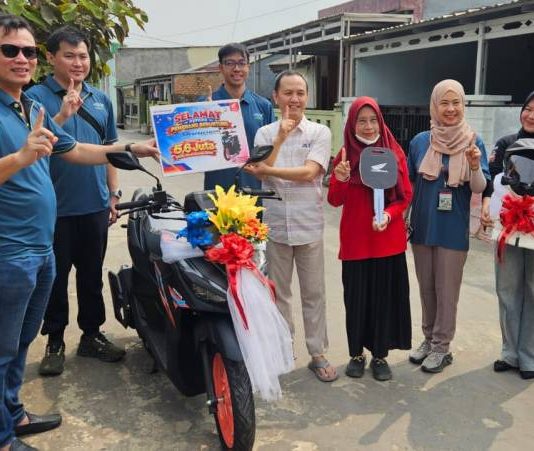 Kejutan HUT ke-56 Astra Motor, Konsumen Sumsel Bawa Pulang Vario 125 Street