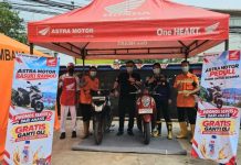 Astra Motor Sumsel Salurkan Bantuan untuk Petugas dan Warga Terdampak Karhutla