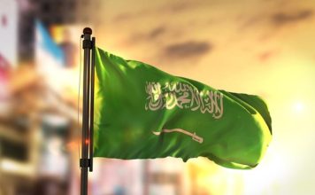 Arab Saudi Hancurkan Rudal Jelajah di Langit Madinah