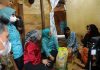 Ringankan Beban Warga, Pemkot Palembang Salurkan Kursi Roda dan Sembako