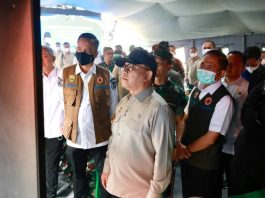 Ratu Dewa Dampingi Menko Polkam Tinjau Lokasi Karhutla di Sematang Borang, Asap Kiriman OKI Jadi Sorotan