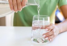 Ini yang Terjadi pada Tubuh Jika Tidak Minum Air Putih di Pagi Hari