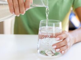 Ini yang Terjadi pada Tubuh Jika Tidak Minum Air Putih di Pagi Hari