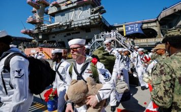 321 Hari Berlayar, Kapal Induk USS Abraham Lincoln Akhirnya Tiba di AS